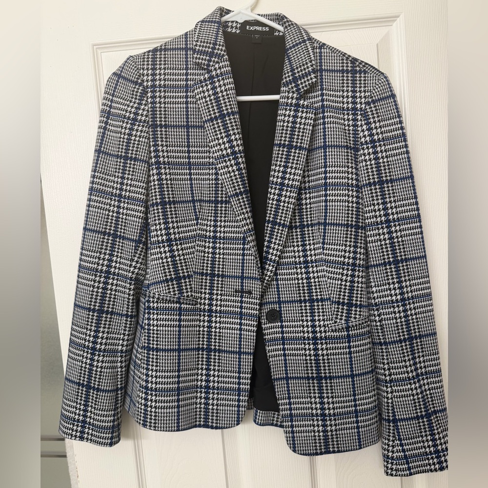 Express Plaid Blazer in Black, White & Blue